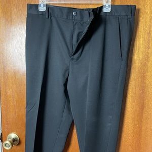 Van Heusen Dress Pants (36x32)